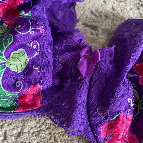 Victoria’s Secret Gold Label Vintage Bra Underwired Purple Embroidered Floral - Picture 2 of 6